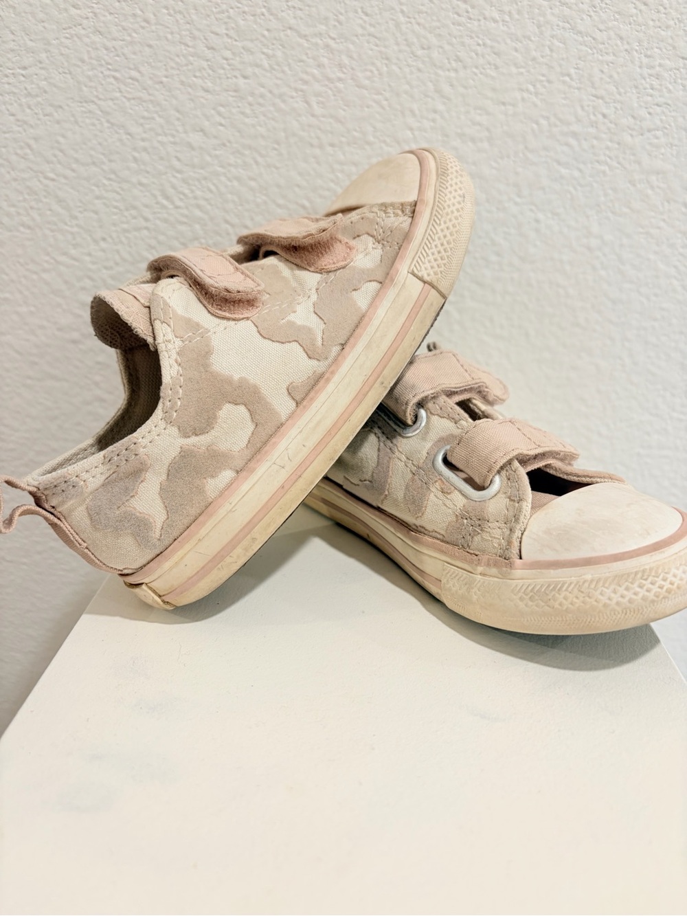 Converse All Star Toddler Girl Size 9 Pink Tan Leopard Easy-On 2x strap #162